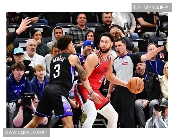 黄蜂与掘金激战12月8日精彩回顾球员表现与战术分析全解析